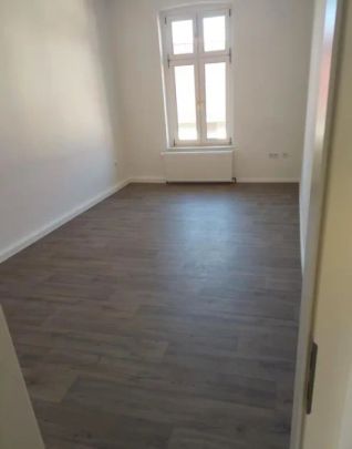 Stilvolle und gemütliche 2- Raumwohnung im Herzen von Gräfenhainichen - Foto 1