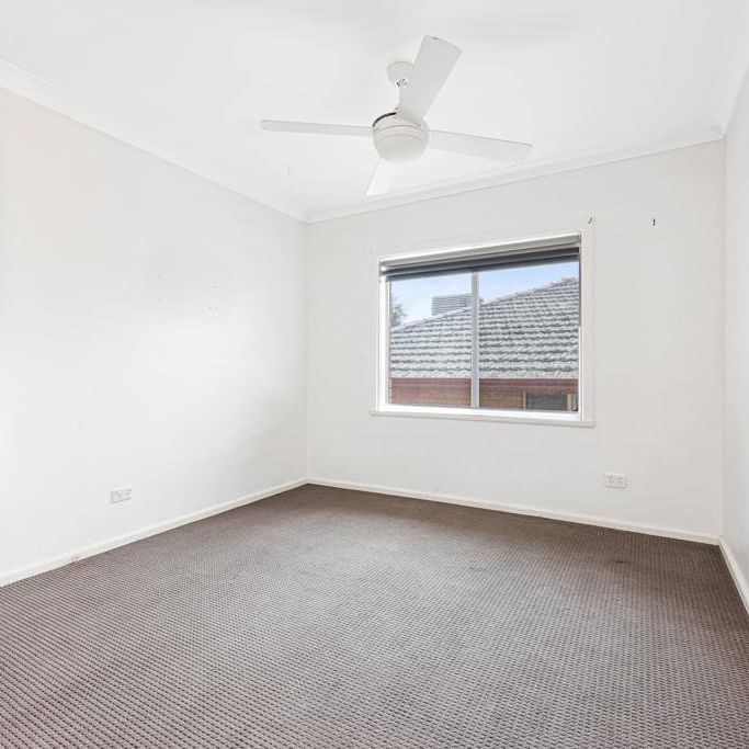 3 bedroom Family Home - Photo 1