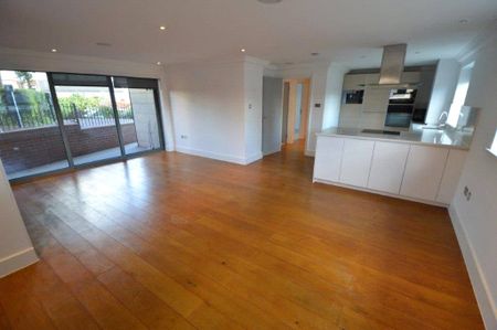 The Shore, Westcliff-on-Sea, Essex, SS0 8FF - Photo 3