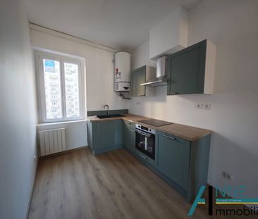 Location Appartement 2 pièces 51m² CHALON SUR SAONE 71100 - Photo 3