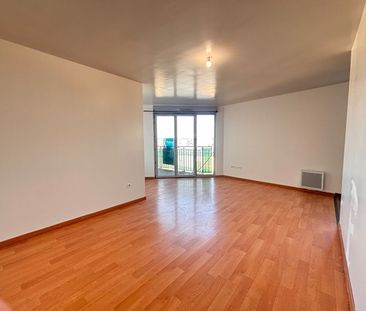 Location Appartement 3 pièces 68m² - Photo 2