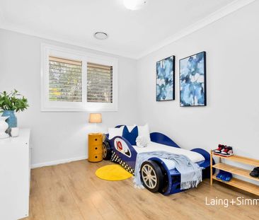 Modern townhouse with multiple living spaces - Photo 4