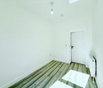 1 bed Apartment for Rent - Photo 5