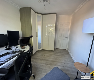 3 bedroom flat to rent - Photo 6 | Rentumo