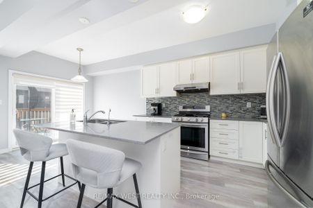 For Lease - 324 Equestrian Way Unit# 44, Cambridge, Ontario - Photo 4