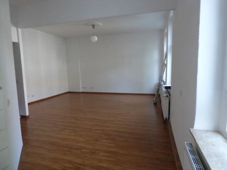 Kleine Single-Wohnung im san. Altbau***Laminat***Dusche***offene Küche*** - Foto 2