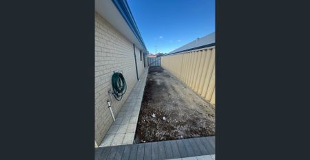 Spacious 4x2 Family Home - Photo 5