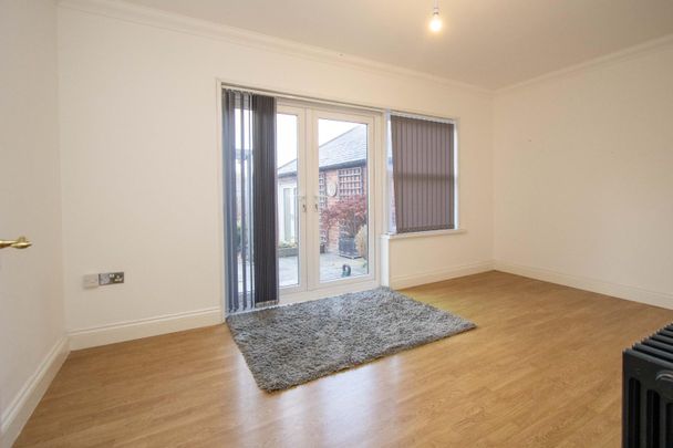 Crossgate Peth, Durham City, Durham - Photo 1