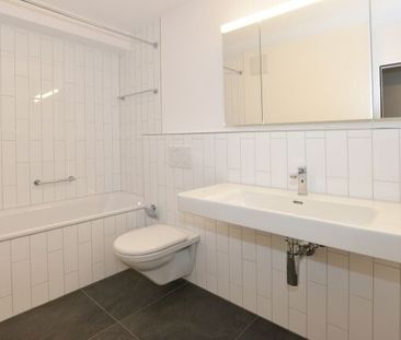 Family-built housing - Photo 4