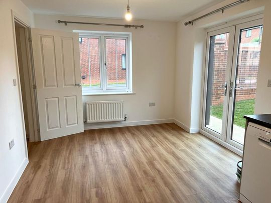 3 bedroom detached house to rent - Photo 1