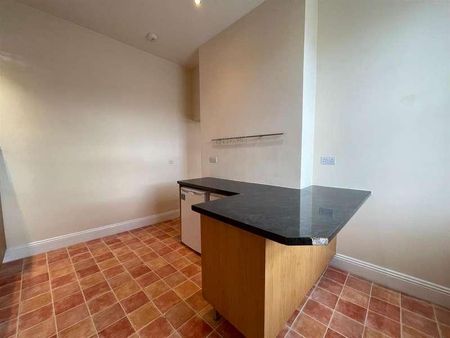 St Nicholas Street, Scarborough, YO11 - Photo 2