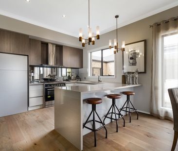 4-Bed, 2-Bath Ex-Display Home with Premium Features - Photo 6