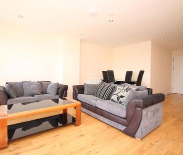 2 bedroom apartment to rent - Photo 2