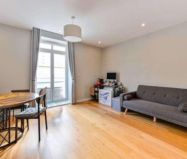 Avonmore Road, Olympia, W14 - Photo 1