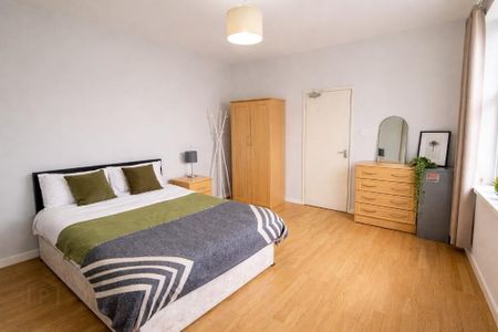 2 Lisburn Avenue, Belfast, BT9 7FX - Photo 5
