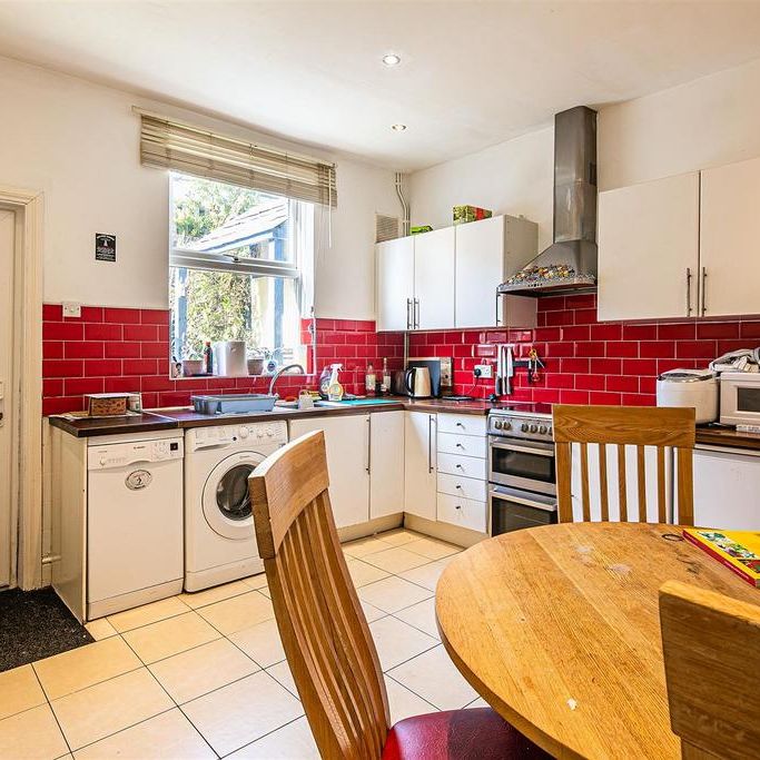 3 bedroom terraced house to rent - Photo 1