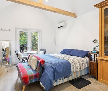 Effingham Common, Effingham, Leatherhead, Surrey, KT24 - Photo 1