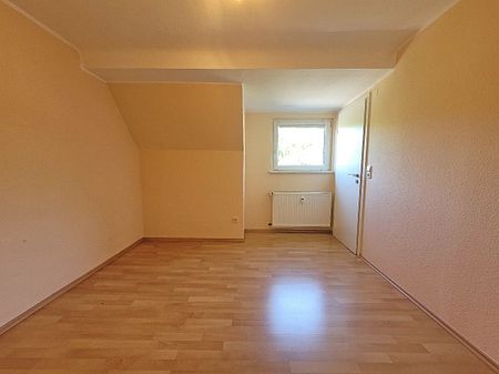 Gemütliche 2-Zimmer-Dachgeschoss-Wohnung in einem gepflegten 3-Familienhaus. - Foto 5