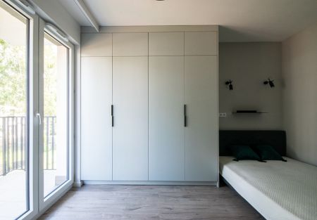 Ładny apartament przy ul. Kłobuckiej 6a, garaż - Фото 4