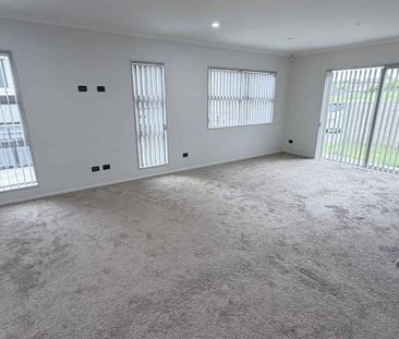 Modern Family Living in Prime Pukekohe Location - Photo 5