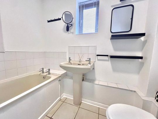 1 bedroom apartment to rent - Photo 1