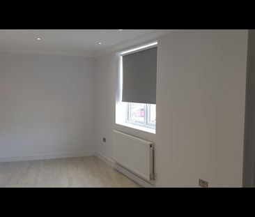 1 Bed Flat, Cairns Road, SW11 - Photo 1