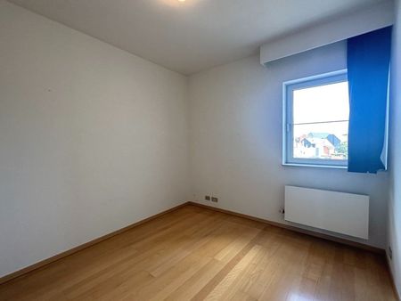 Prachtig appartement in centrum Beveren met zicht over de Markt - Foto 4