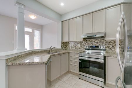 For Lease - 1327 Weir Chase Unit# Upper, Mississauga, Ontario - Photo 5