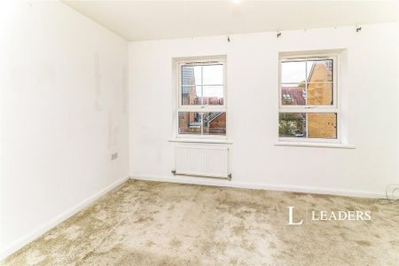 4 bedroom house to rent - Photo 2