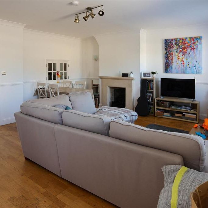 3 bedroom semi-detached house to rent - Photo 1