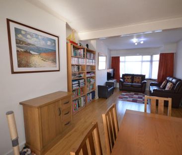 4 bedroom semi-detached house to rent - Photo 6