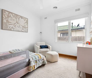 CHARMING HOME WITH TIMELESS APPEAL - Photo 5