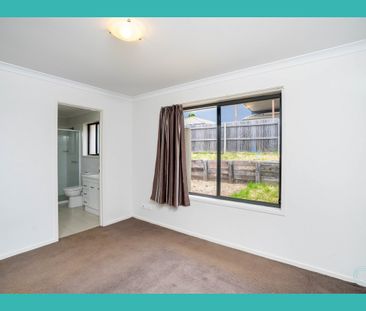 17 Isbister Street, Macgregor ACT 2615 - House For Rent | Domain - Photo 2