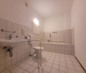 Barrierearme 2-Raum-Wohnung mit Balkon – großzügig geschnitten & ro... - Foto 1