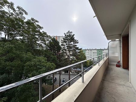 Location Appartement 2 pièces 55m² - Photo 3