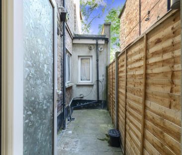 1 bedroom property to rent - Photo 6