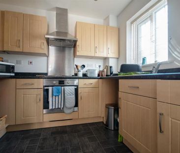 2 bedroom apartment to rent - Photo 5