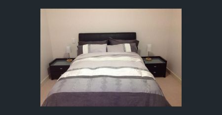 Furnished Studio - Photo 4