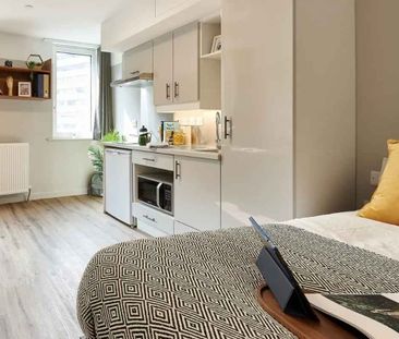 Platinum Studio - Photo 5