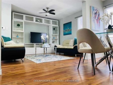 22 Hazelglen Court #Upper level - Photo 3