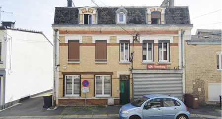 À CHARLEVILLE MEZIERES - Photo 3