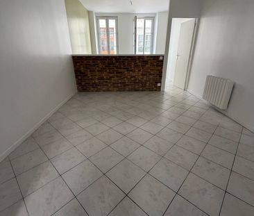 Location Appartement 2 pièces 35m² SAUMUR 49400 - Photo 1
