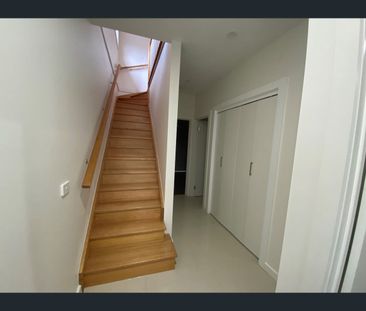 4/9 Harbury Street, Reservoir, Vic 3073 - Photo 3