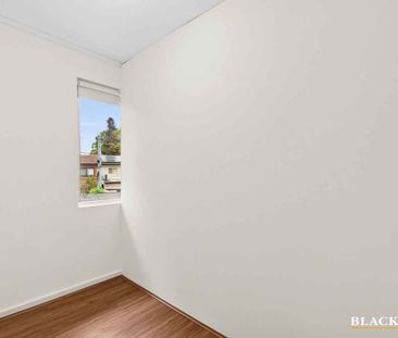 Whimsical 2-Bedroom + Study Home in Prime Braddon Location - Photo 1