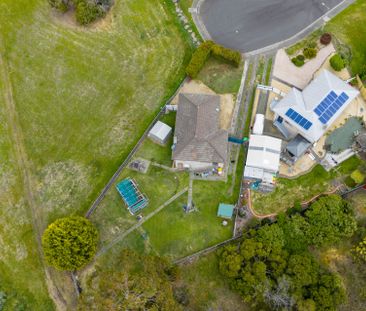 Charming 3-Bedroom Home in Bridgewater - Photo 2