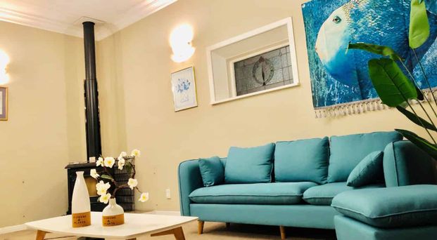 Space and comfort in Island Bay - Photo 1