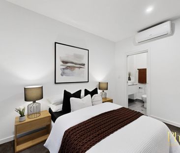 Modern Prospect Living with Style, Space & Everyday Convenience - Photo 5