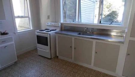 City Centre two bedrooms - Photo 3