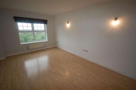 Shannon House, Leasowe Road, Wirral, CH46 - Photo 2