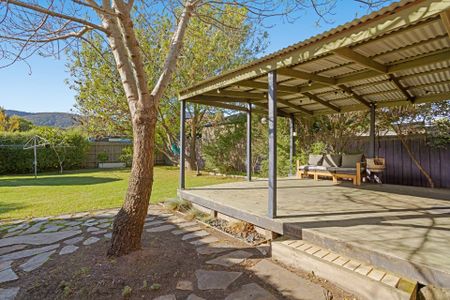 Charming Rosebud Home - Photo 3